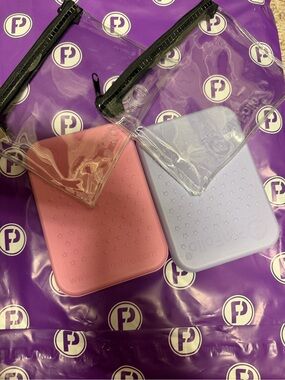 Set of 2 Pinfolio MiniBoards with 2 Carrying Case